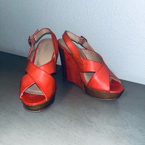 Charles, tangerine wedge sz 7.5